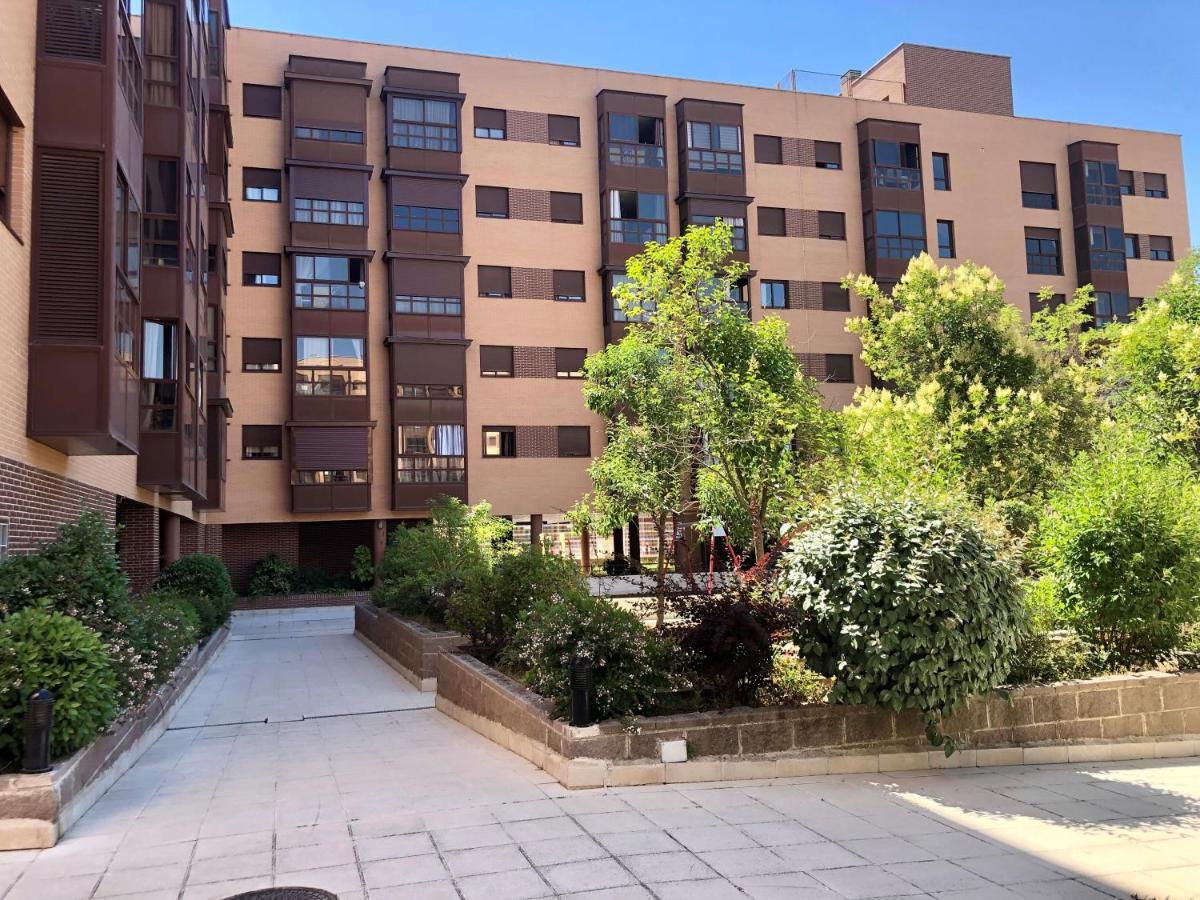 Apartamento Wanda Ifema Con Parking Y Piscina 마드리드 외부 사진